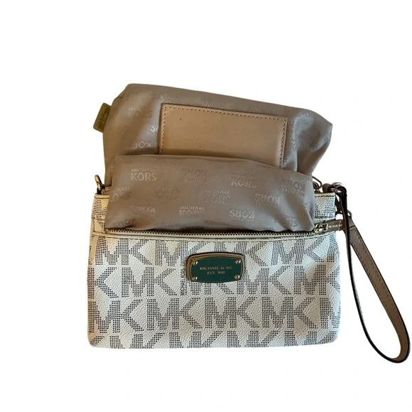 Michael Kors Large Leather Wristlet Handbag MK Logo - White - Picture 6 of 9